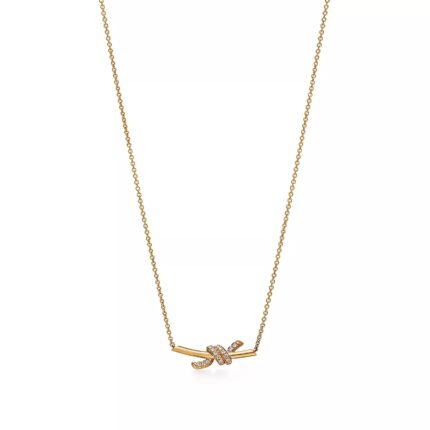 Small Knot Pendant Necklace · 18K Gold Plated · Zirconia · Adjustable Chain