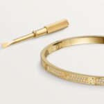 Pavé Screw Bangle · 18K Gold Plated · Cubic Zirconia - Image 4