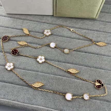 Lucky Garden Long Necklace
