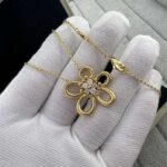 Gold Flower Pendant Necklace - Image 3